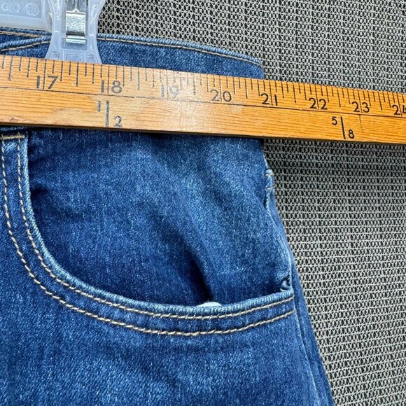 Old Navy Womens Mid-Rise Wow Boyfriend Jeans Size 18 Blue Denim - Picture 8 of 11